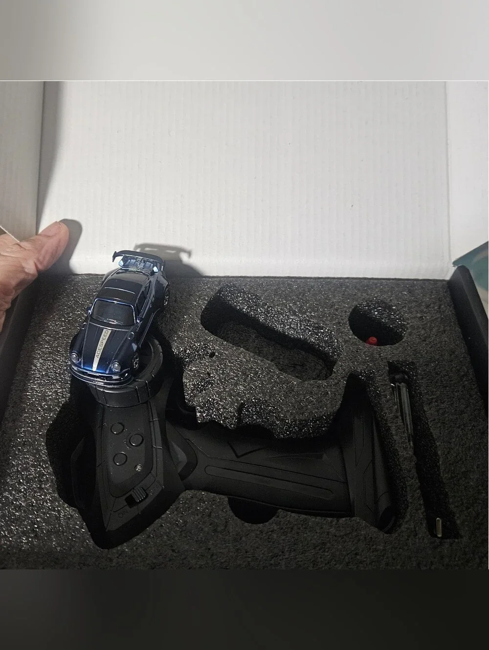 RCXPERTS Drift Racing Remote Control Car Mini RC Sportscar